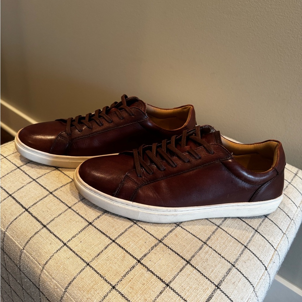 Vince Camuto Brown Low-Top Sneakers with White Sole
